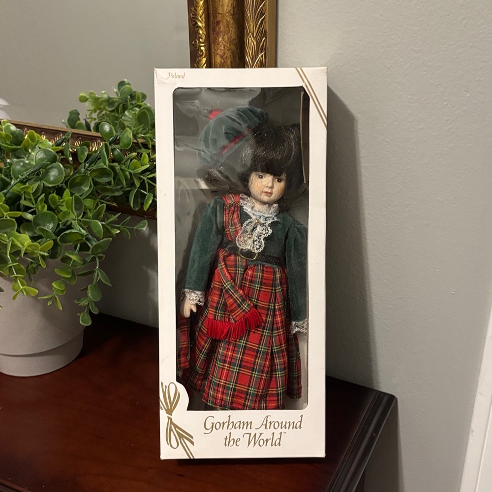 Gorham Around the world Doll new in Box. Wearing Poland attire.